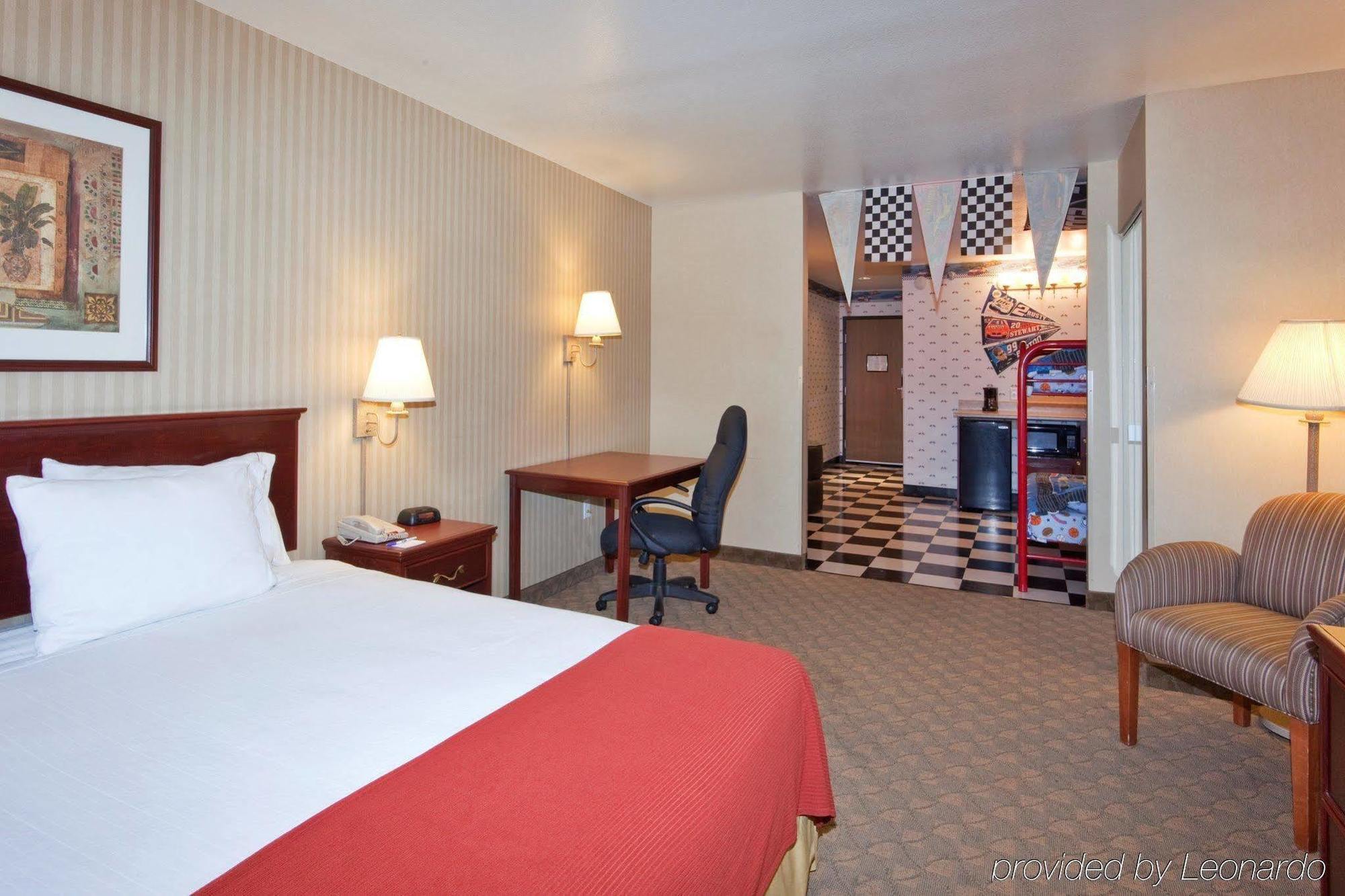 Holiday Inn Express Hotel And Suites - Henderson, An Ihg Hotel Las Vegas Room photo